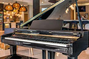 Cambria Hotel Fort Lauderdale Beach