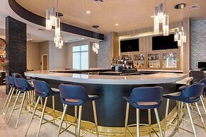 Cambria Hotel Fort Lauderdale Beach