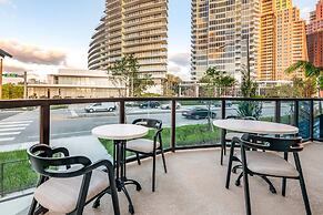 Cambria Hotel Fort Lauderdale Beach