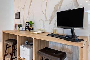 Cambria Hotel Fort Lauderdale Beach