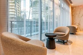 Cambria Hotel Fort Lauderdale Beach