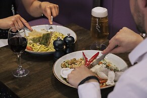 Athlone Springs Hotel