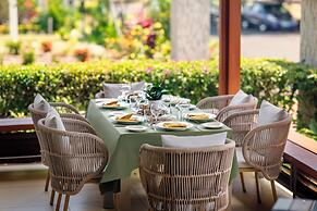 Tanoa Waterfront Hotel