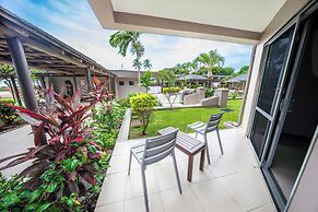 Tanoa Waterfront Hotel
