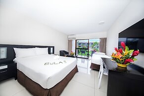 Tanoa Waterfront Hotel