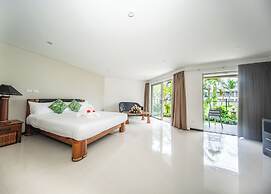 Tanoa Waterfront Hotel