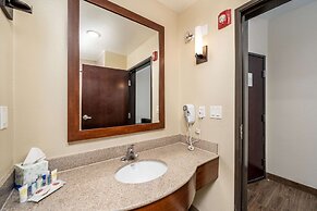 Comfort Suites University