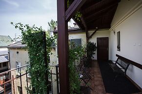 Kazimierz's Secret Apartments