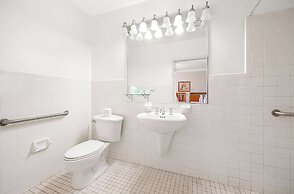 Americas Best Value Inn Historic Clewiston Inn