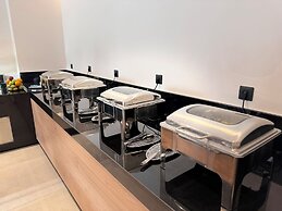 Angela Downtown Hotel