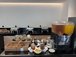 Angela Downtown Hotel