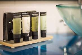 at Waterfront Whitsunday Retreat