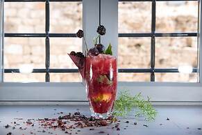 Tuvana Hotel - Special Class