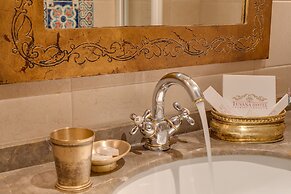 Tuvana Hotel - Special Class