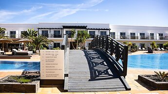 Coral Cotillo Beach