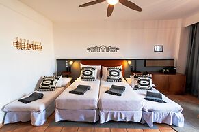 Coral Cotillo Beach