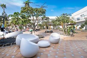 Coral Cotillo Beach
