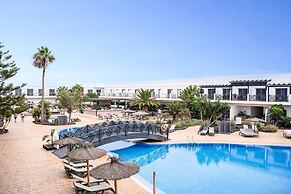 Coral Cotillo Beach