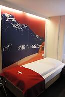 Helvetia Hotel Munich City Center