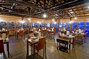 Korumar Deluxe Hotel