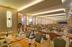 Korumar Deluxe Hotel