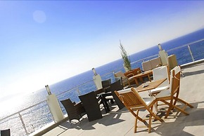 Korumar Deluxe Hotel