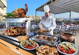 Korumar Deluxe Hotel