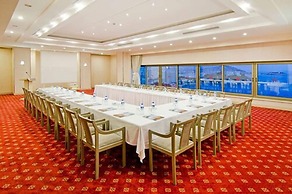 Korumar Deluxe Hotel