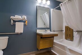 WoodSpring Suites Jacksonville East 295 Cruise Port