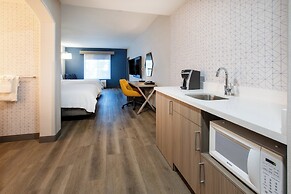 Holiday Inn Express & Suites Lathrop by IHG