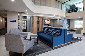 Holiday Inn Express & Suites Lathrop by IHG