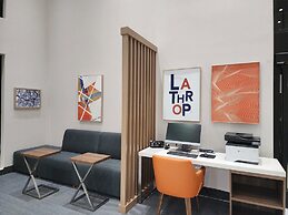 Holiday Inn Express & Suites Lathrop by IHG