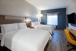 Holiday Inn Express & Suites Lathrop by IHG