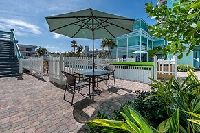 Sea Beach Plaza - Near Jungle Queen Riverboat