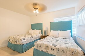 Sea Beach Plaza - Near Jungle Queen Riverboat