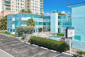 Sea Beach Plaza - Near Jungle Queen Riverboat