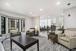 Staybridge Suites Toledo - Maumee by IHG