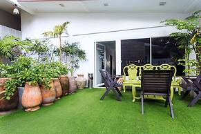 Chaweng Cove Beach Resort