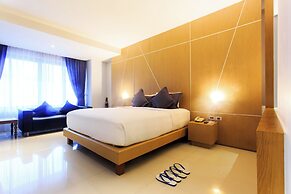 Chaweng Cove Beach Resort