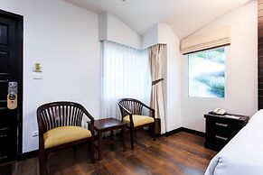 Chaweng Cove Beach Resort