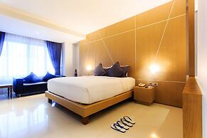 Chaweng Cove Beach Resort