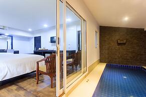 Chaweng Cove Beach Resort