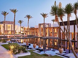 Amirandes, A Grecotel Resort To Live