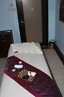 Pride Plaza Hotel, Ahmedabad