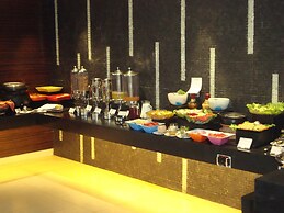 Pride Plaza Hotel, Ahmedabad