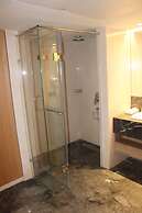 Pride Plaza Hotel, Ahmedabad