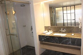 Pride Plaza Hotel, Ahmedabad