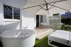 Palm Garden Apartments