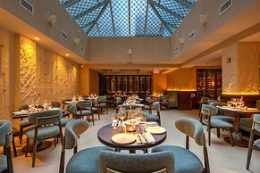 Four Points by Sheraton Manhattan SoHo Village