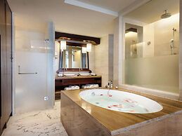 Pullman Sanya Yalong Bay Villas & Resort